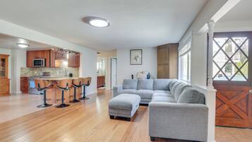 ู
ูุฒู (3 Bedrooms) | ุงูู
ูุดุฃุฉ ู
ู ุงูุฏุงุฎู