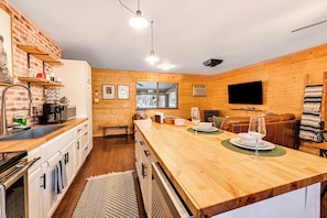 House (3 Bedrooms) | Interior - Forest Views & Fire Pit: Cozy Pine Cabin (Pine)