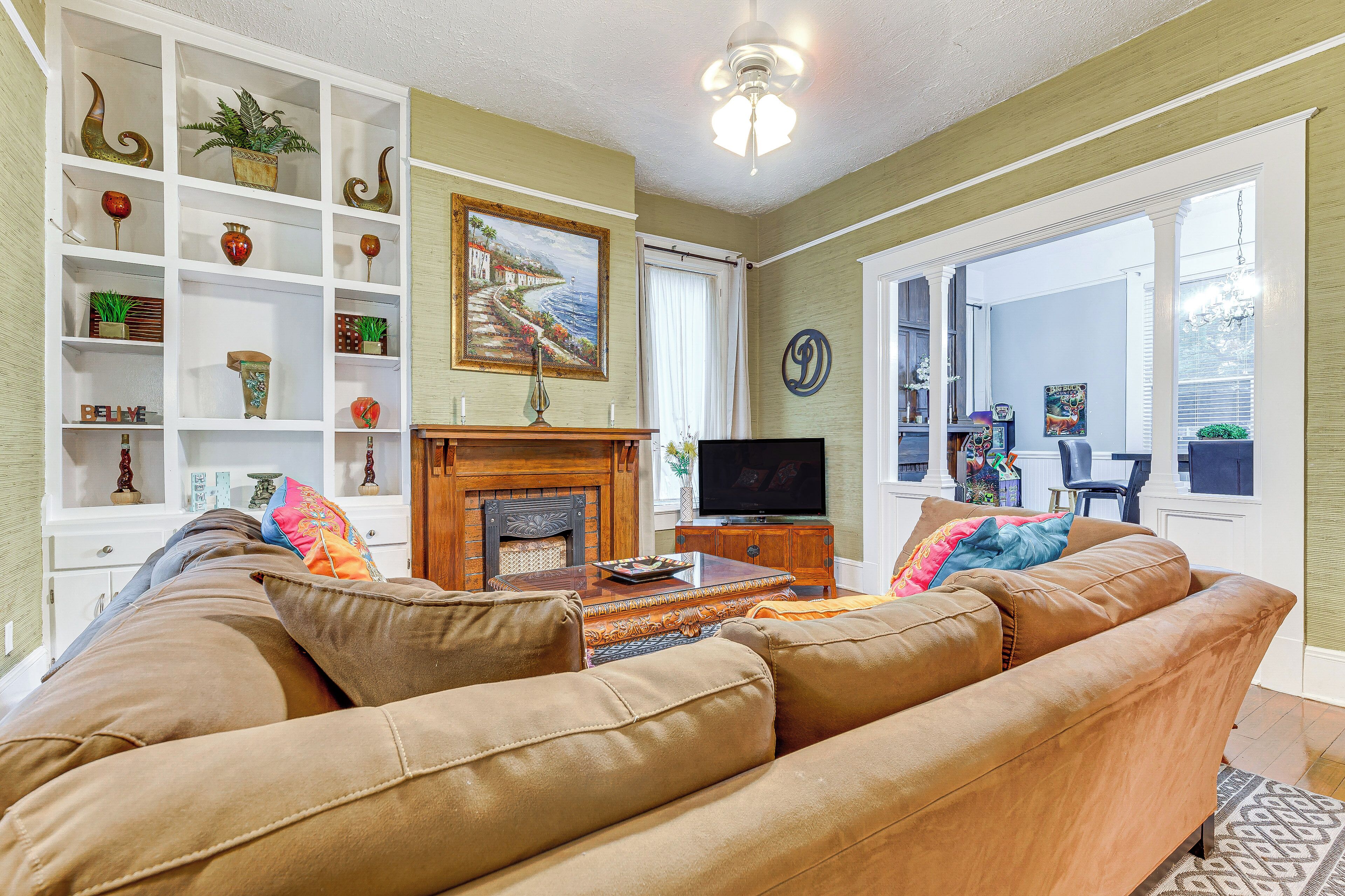 House (2 Bedrooms) | Front of property