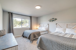 House (3 Bedrooms) | Interior - Chic Westport Vacation Rental, Walk to Beach! (Westport)