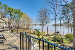 House (4 Bedrooms) | Interior - Lakefront Lake Oconee Home: Boat Dock + Hot Tub (Buckhead)