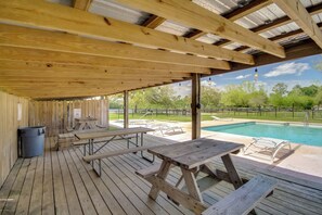 Apartment (0 Bedroom) | Interior - Charming Biloxi Studio w/ Community Pool & Lake! (Biloxi)