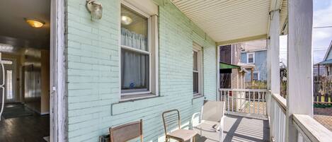 House (5 Bedrooms) | Interior