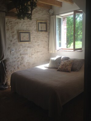 2 habitaciones y ropa de cama 