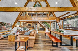 Interior - Top-Rated Cabin 1 mile to Downtown w/ Game Room (Gatlinburg)