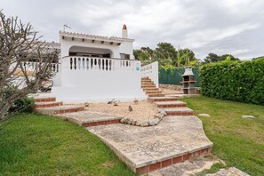 Exterior - V84A | Villa Est - Two Bedroom Villa, Sleeps 4 (Torre Soli Nou)