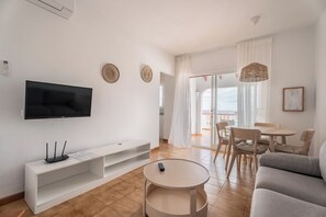 TV - V84A | Villa Est - Two Bedroom Villa, Sleeps 4 (Torre Soli Nou)