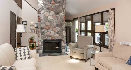 Falmouth Heights, Gourmet Kitchen, A+ Location, Walk to everything, Family Fun
