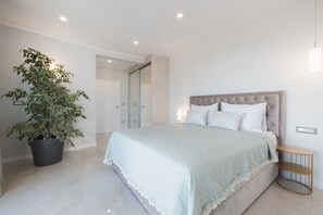 2 chambres, fer et planche à repasser, Wi-Fi, literie fournie