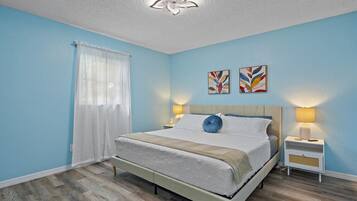 2 bedrooms, desk, iron/ironing board, WiFi (free)