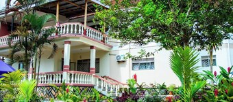 lakeshore bed ad breakfast