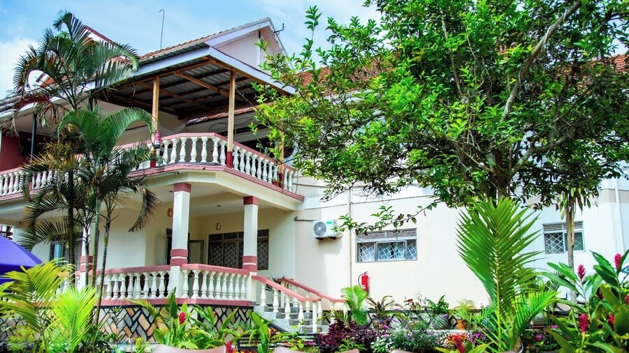 lakeshore bed ad breakfast