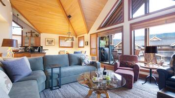 TV connectée, cheminée