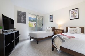 1 soverom, skrivebord, strykejern/-brett og wi-fi (inkludert)