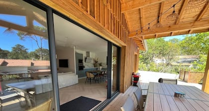 Dans un Cadre Exeptionnel Chalet LE Petit Nice À 2 pas du Lac 4 Ch. 8/9 Pers