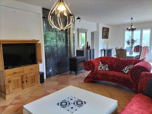 TV connectée, cheminée