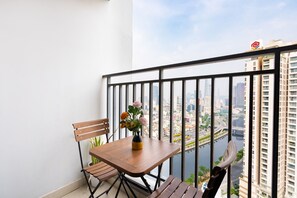 Family Apartment | Balcony - Cen Oasis Apart - CenRiver Side (Ho Chi Minh City)