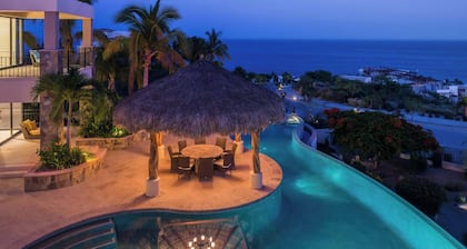 Puerto Los Cabos Villa · Infinity Pool & Hot Tub