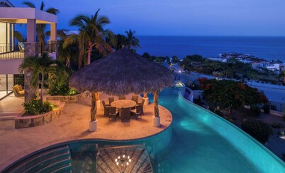 Puerto Los Cabos Villa · Infinity Pool & Hot Tub