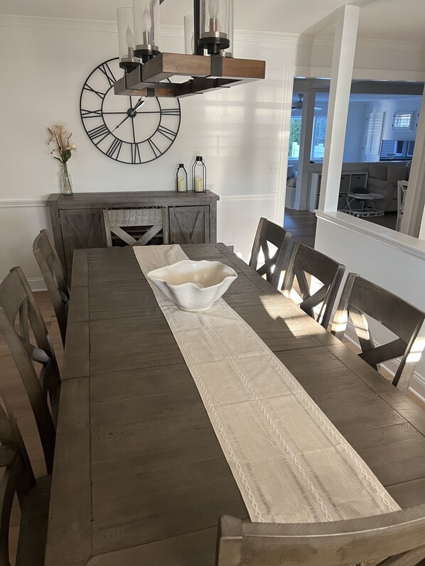 Dining - Family friendly beach house with everything you need! (Manasquan)