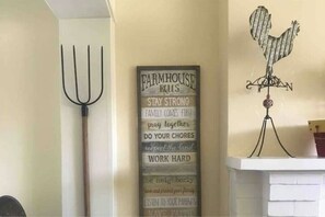 Interior - 1911 Cozy Vintage Cottage- The Heber House (Heber City)