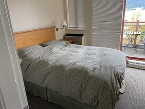 1 habitación, wifi gratis y ropa de cama