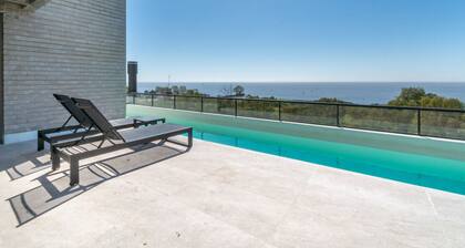 Prenium Apt Olivos Harbour Super WiFi Safe Area Pool Gym Bbq
