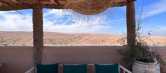 Agafay Desert Hotel