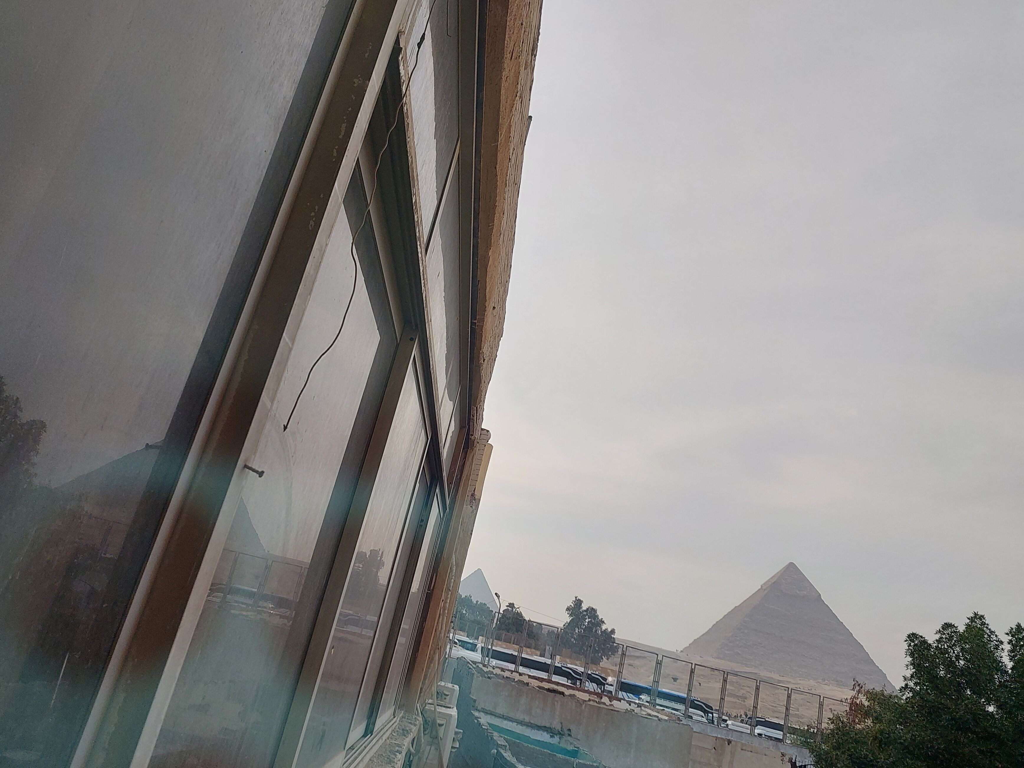 Foto - Anubis kingdom pyramids view