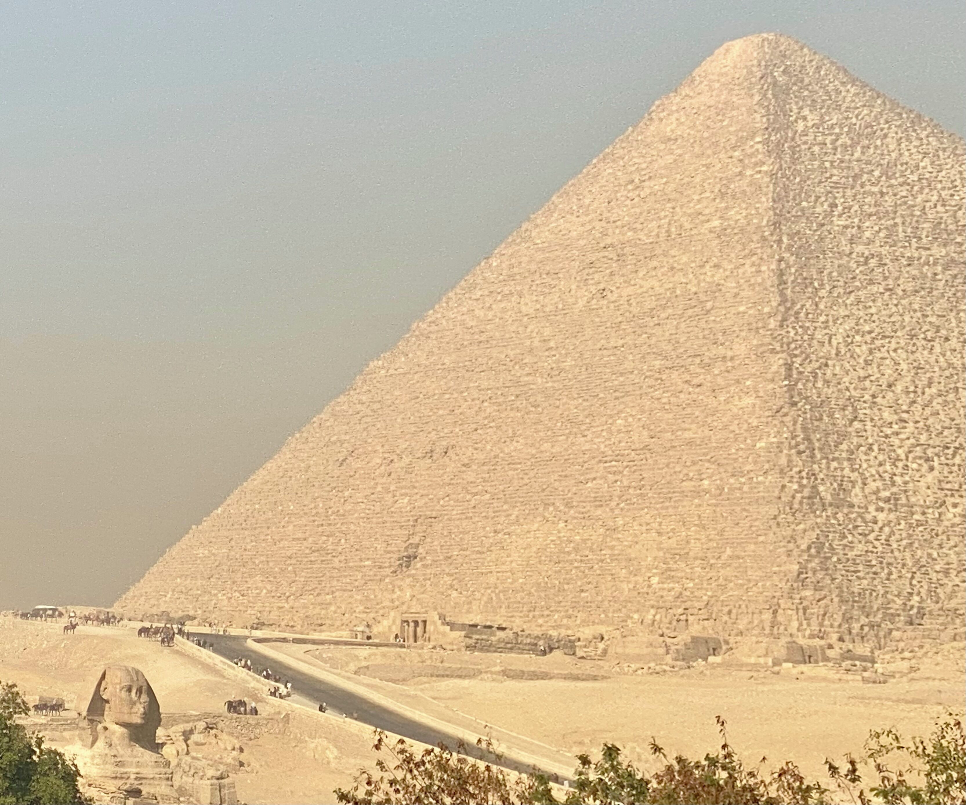 Foto - Anubis kingdom pyramids view