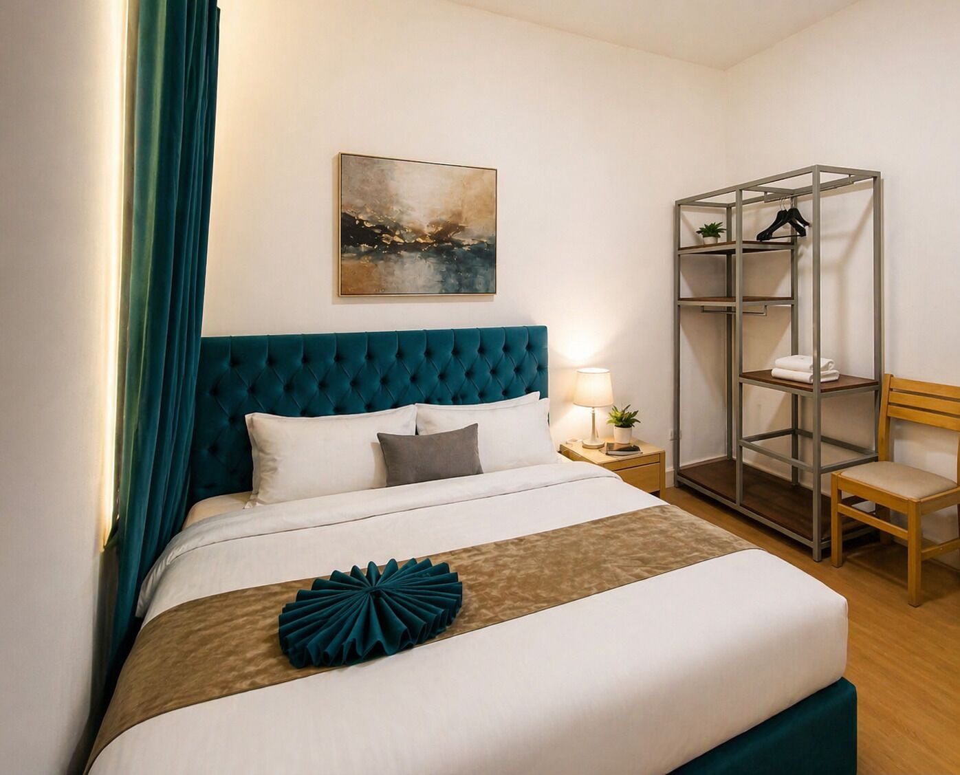 Deluxe Double or Twin Room, Shared Bathroom | Egyptian cotton sheets, premium bedding, pillowtop beds, soundproofing