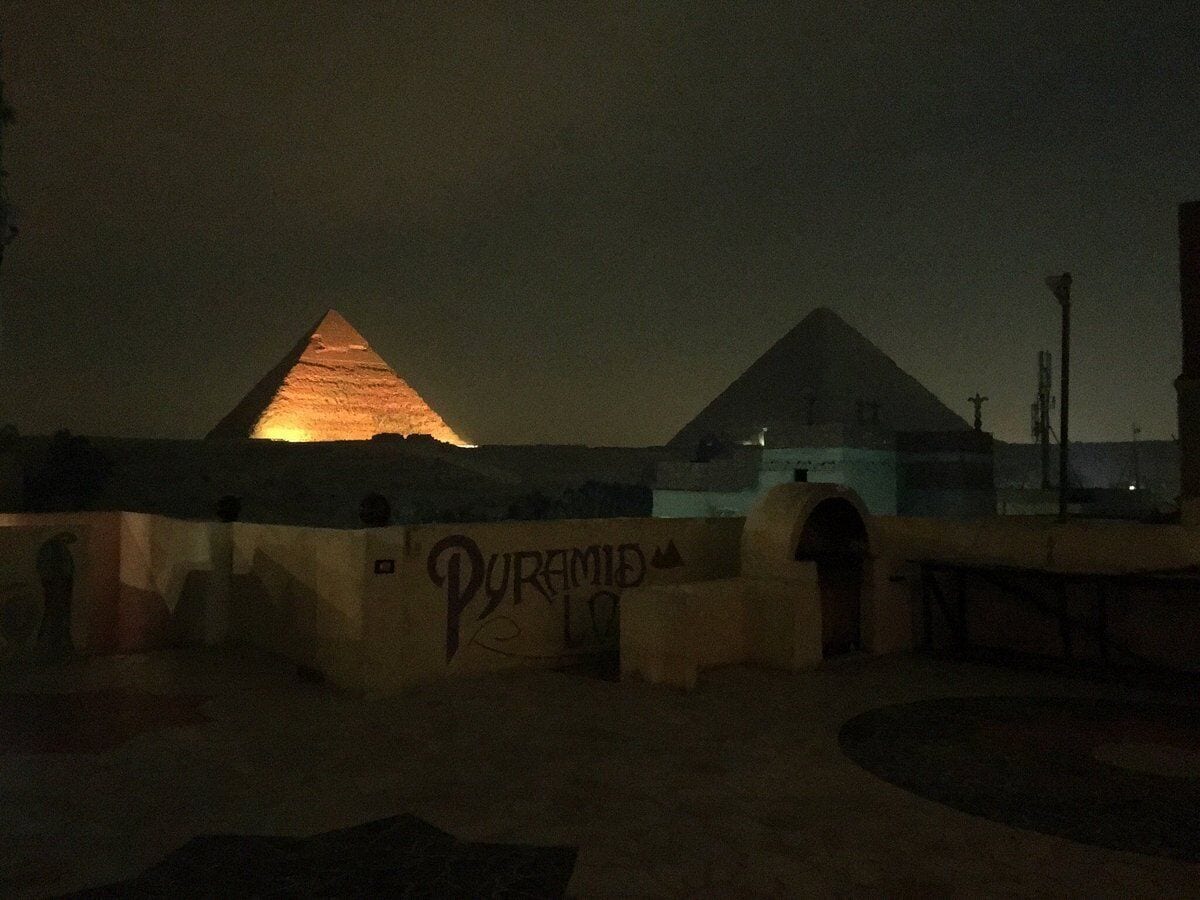 Foto - Anubis kingdom pyramids view