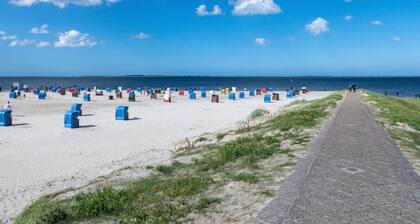 Neu! In Kürze Verfügbar + Hunde Willkommen + Garten Voll Eingez.unt + Wlan Gratis + in Ruhiger Feriensiedlung Direkt Hinter dem Deich / Strand + Volle Ausstattung + Eigener Garten