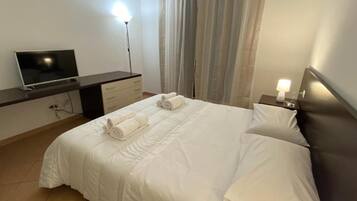 2 camere, ferro/asse da stiro, Wi-Fi, lenzuola