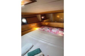 Room - Houseboat (Lido di Ostia)