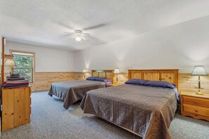4 bedrooms, iron/ironing board, travel cot, free WiFi