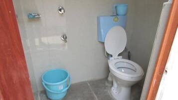 Shower, towels, soap, shampoo