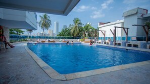 Outdoor pool - Apto 2 hab piso alto (Cartagena)