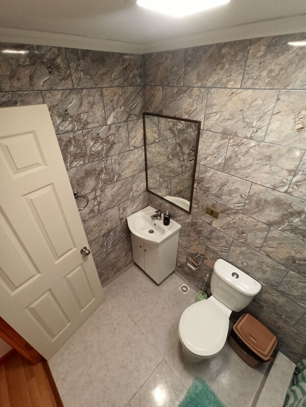 Håndklæder, Sæbe, Toiletpapir