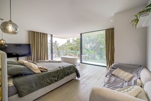 5 Schlafzimmer, Bügeleisen/Bügelbrett, Reisekinderbett, WLAN
