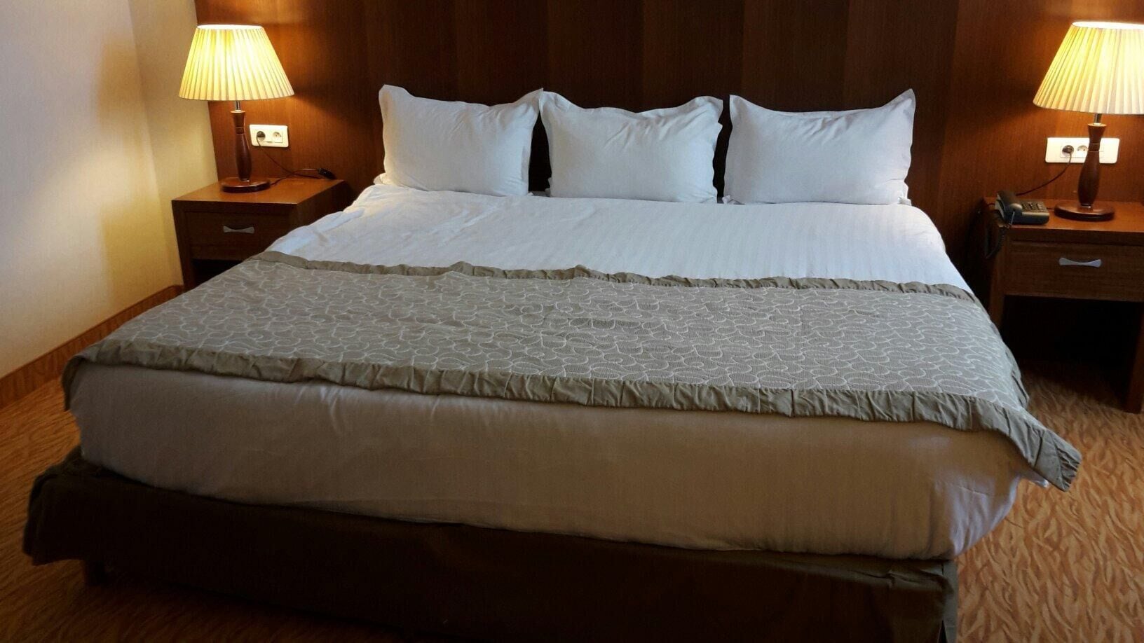 Chambre Standard, salle de bains privée, vue ville | Rideaux occultants, chambres insonorisées, Wi-Fi gratuit