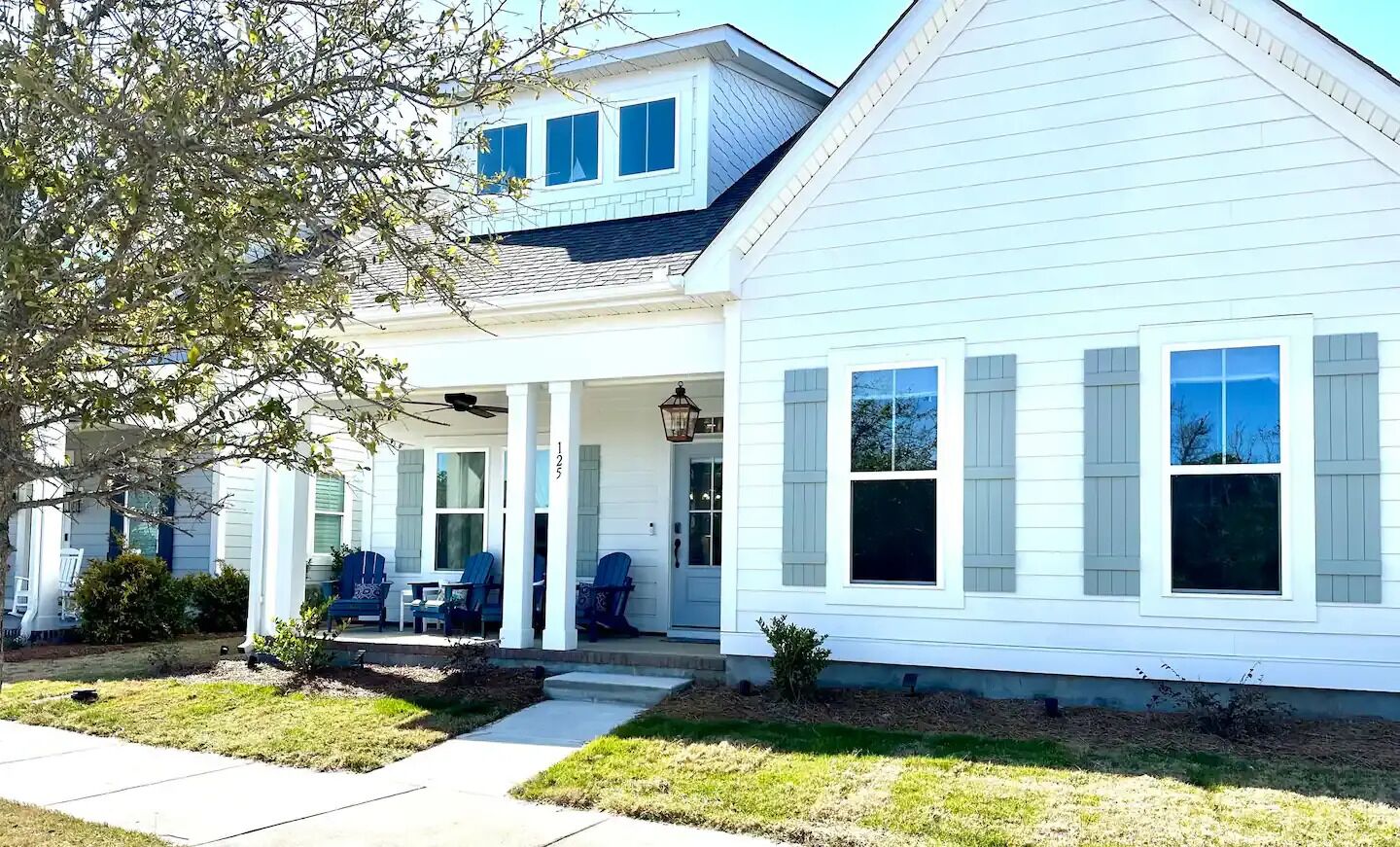 Gorgeous NEW 5-bed, 3.5-bath home next to Taylor's Creek! 