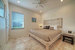 House (5 Bedrooms) | Interior - 2 Homes on the Bay, Shared Waterfront Pool + Boat Dock Laguna Village Paradise (Corpus Christi)