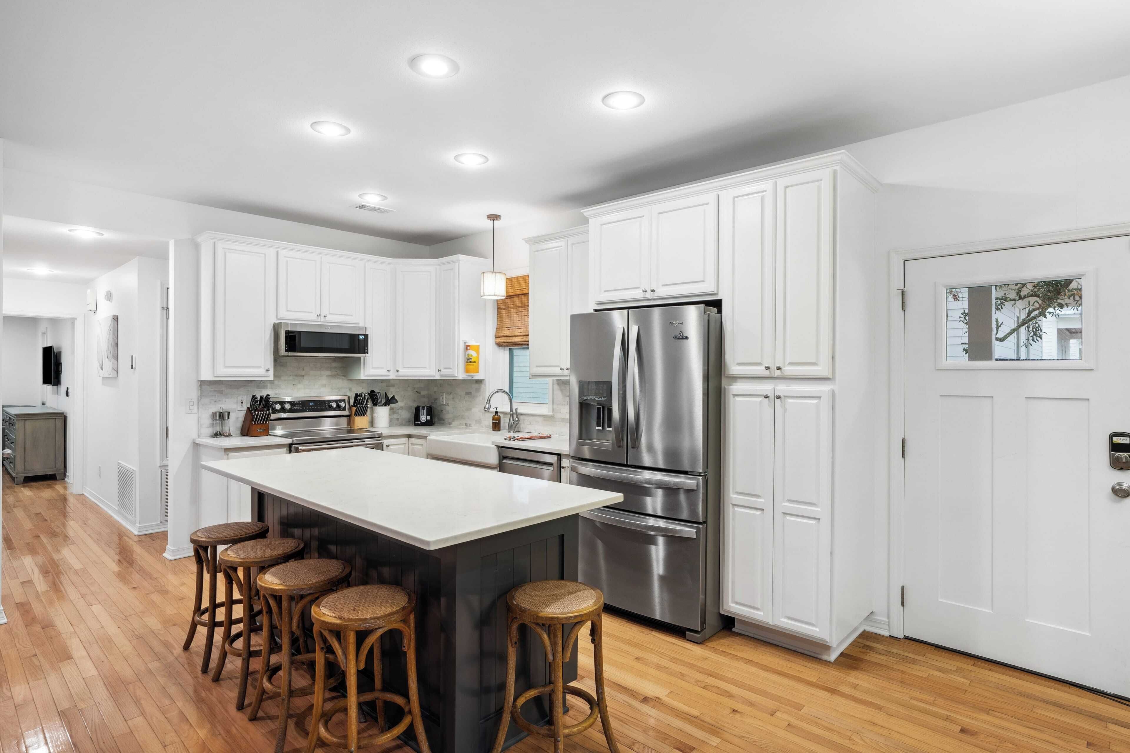 House (4 Bedrooms) | Dapur peribadi | Ketuhar gelombang mikro, ketuhar, dapur, mesin basuh pinggan mangkuk 