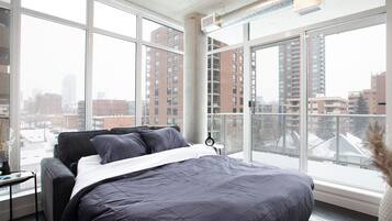 1 sovrum, strykjÀrn/strykbrÀda, gratis wi-fi och sÀngklÀder