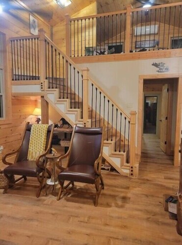 Brand New Luxury Cabin 5 minutes to TIEC
