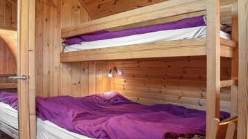 1 quarto, Wi-Fi de cortesia, roupa de cama