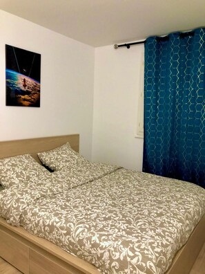 2 Schlafzimmer, Bügeleisen/Bügelbrett, WLAN, Bettwäsche