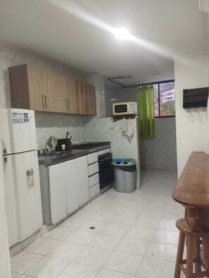 Private kitchen - Apartamento Santa Marta-rodadero Blanquita 205 (Gaira)