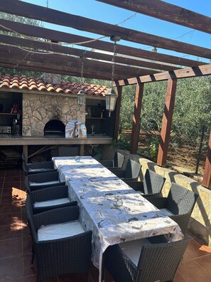 Property grounds - Apartment 3, Apartment mit Meerblick (Vodice)
